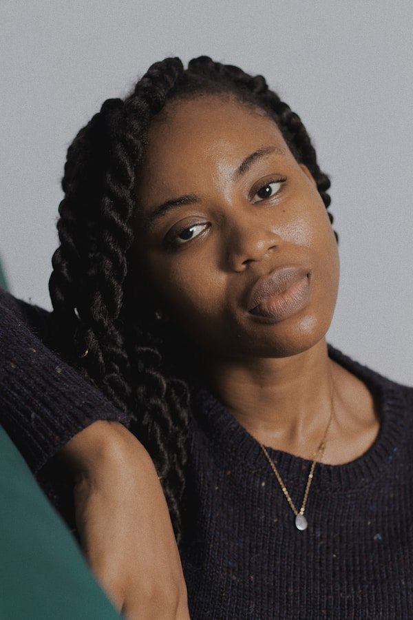 Boho knotless braids styled at Mariame Hair Braiding Minneapolis.