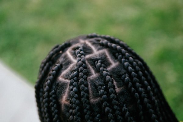 Knotless braids styled at Mariame Hair Braiding Minneapolis.